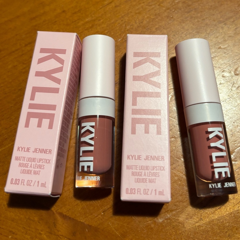 2 Kylie Jenner Matte Liquid Lipsticks Kylie